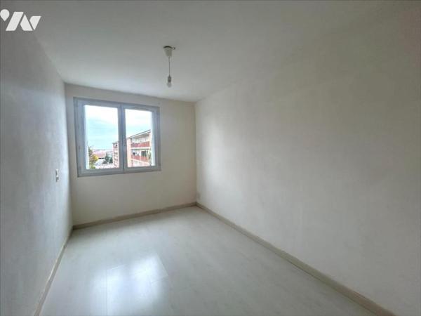 5 PIECES AVEC BALCON SECTEUR POMMERY