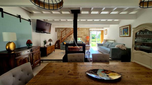 Maison Saint-Vaize avec quatre chambres au calme proche de Saintes