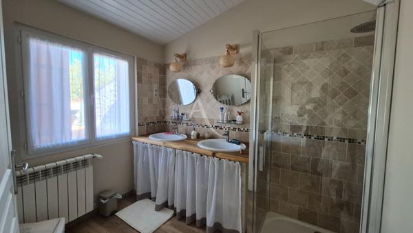 Maison Saint-Vaize avec quatre chambres au calme proche de Saintes