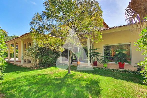 Maison 6 pièces 257 m2