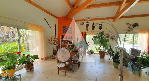 Maison 6 pièces 257 m2
