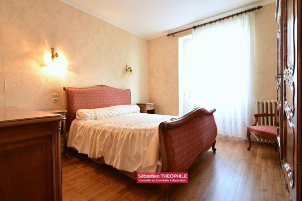 Maison Challans 4 pièce(s)  2 Chambres avec étage aménageable