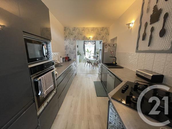 Maison à vendre  8 pièces - 192 m2 GUISE - 02