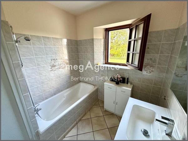 Maison à SAINT-BRICE-EN-COGLES, 35460 - 8 pièces 177m²