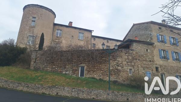 Immeuble à vendre 751 m² Saint-Bonnet-le-Chastel