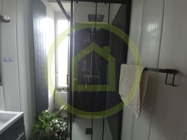 Maison à MASSIAC (15500)