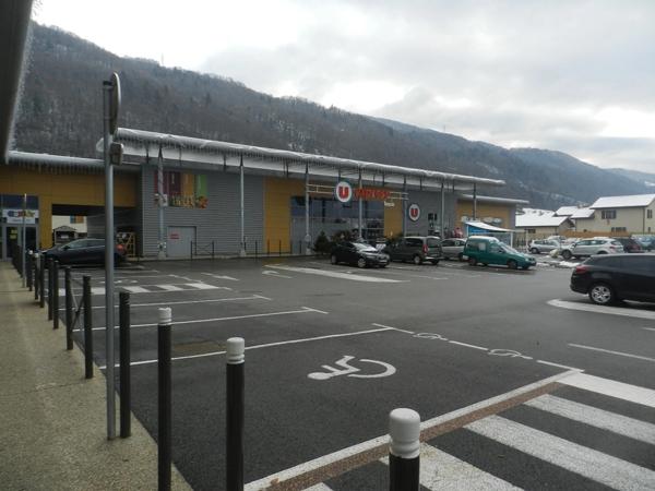 Dpt Isère (38), à louer TENCIN Local commercial 100 m²