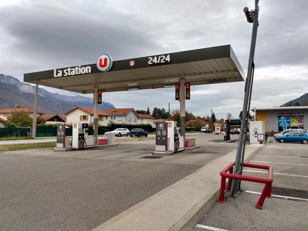 Dpt Isère (38), à louer TENCIN Local commercial 100 m²