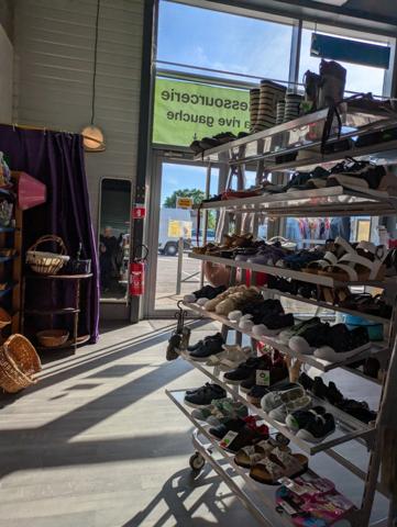 Dpt Isère (38), à louer TENCIN Local commercial 100 m²