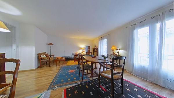 Maison Salleles D Aude 6 pièce(s) 200 m2