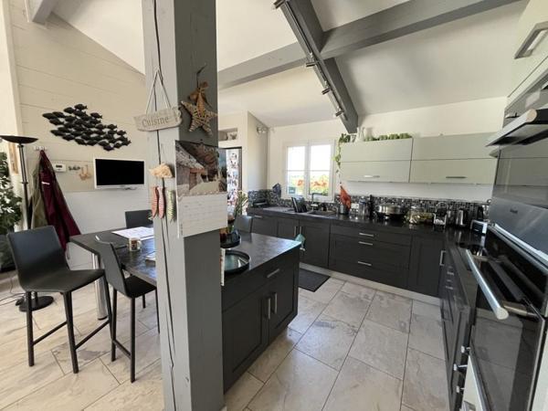 Maison à vendre |  Saint-Pierre-d'Oléron |  8 pièces | 196 m²