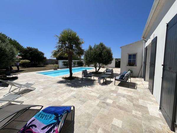 Maison à vendre |  Saint-Pierre-d'Oléron |  8 pièces | 196 m²