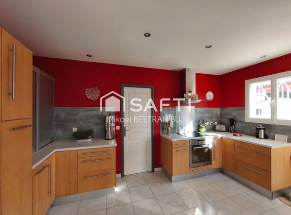 Villa familiale avec piscine et garage