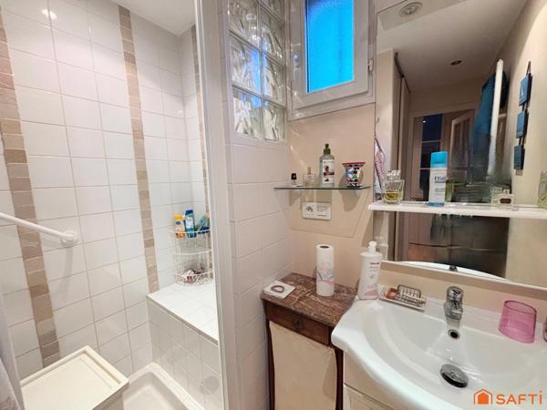 Maison de ville Avignon, 2 chambres.