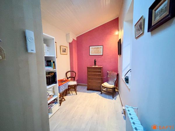 Maison de ville Avignon, 2 chambres.