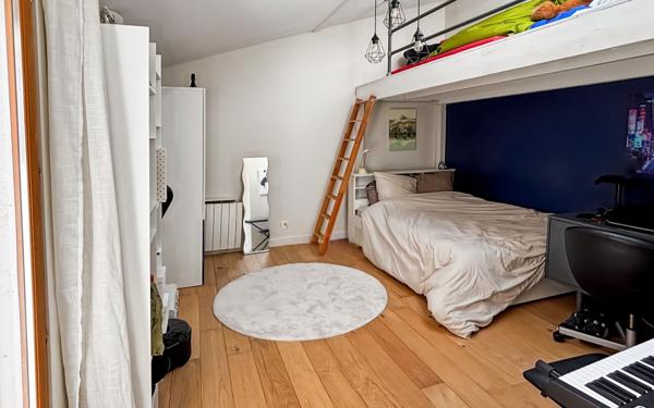 Maison à vendre    6 pièces • 144 m2 Bagnolet