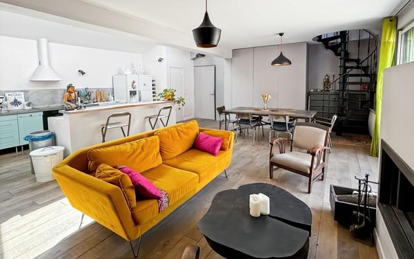 Maison à vendre    6 pièces • 144 m2 Bagnolet