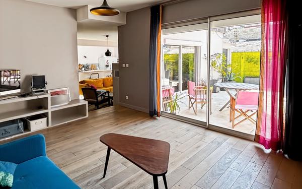 Maison à vendre    6 pièces • 144 m2 Bagnolet