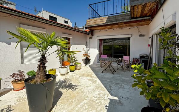 Maison à vendre    6 pièces • 144 m2 Bagnolet