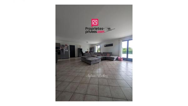 A vendre Maison familiale 6 pièces  170 m² habitables, jardin clos 86170  Champigny en Rochereau