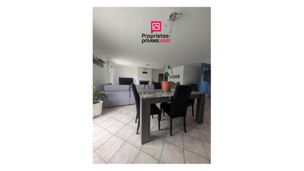 A vendre Maison familiale 6 pièces  170 m² habitables, jardin clos 86170  Champigny en Rochereau