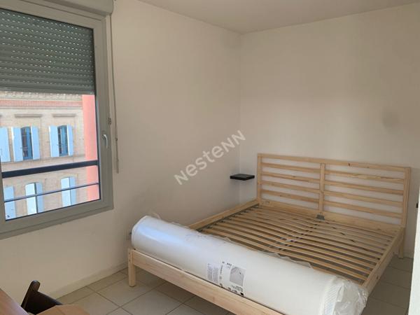 Toulouse Rangueil appartement T1 bis meublé de 41.77 m² sans vis à vis à proximité des commodités , 1 place de parking sous sol et balcon