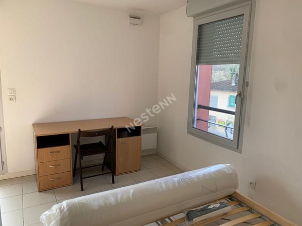 Toulouse Rangueil appartement T1 bis meublé de 41.77 m² sans vis à vis à proximité des commodités , 1 place de parking sous sol et balcon