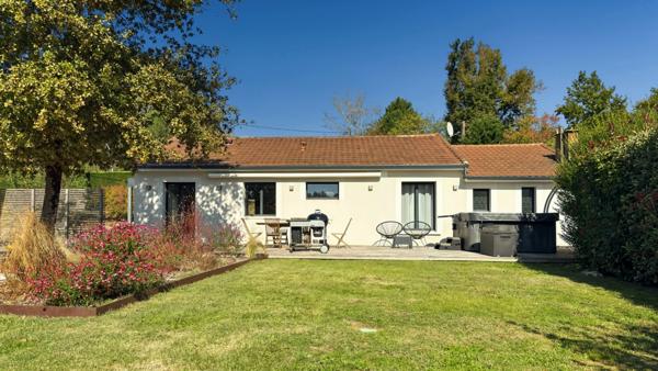 Maison à vendre 6 pièces, hangar-atelier, maison amis 3 chambres, proche de BERGERAC (24)