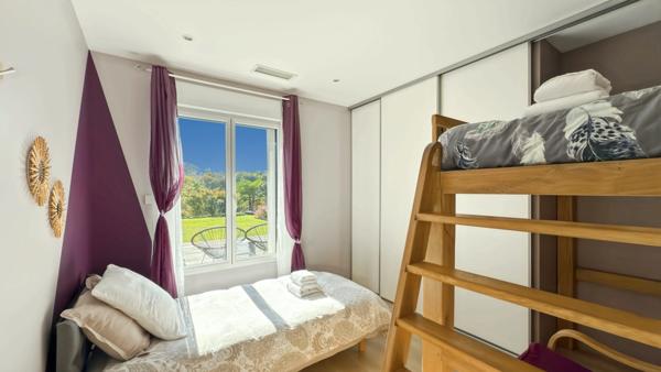 Maison à vendre 6 pièces, hangar-atelier, maison amis 3 chambres, proche de BERGERAC (24)