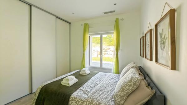 Maison à vendre 6 pièces, hangar-atelier, maison amis 3 chambres, proche de BERGERAC (24)