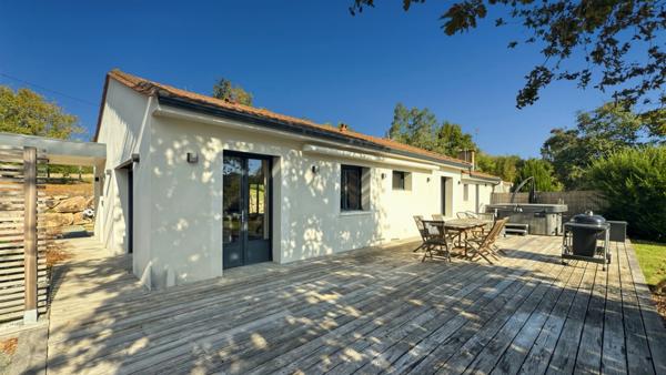 Maison à vendre 6 pièces, hangar-atelier, maison amis 3 chambres, proche de BERGERAC (24)