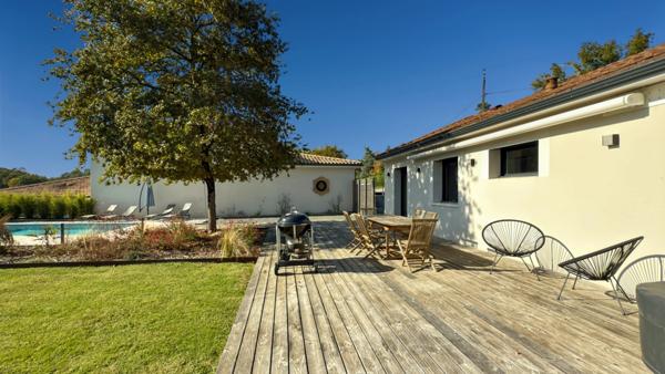 Maison à vendre 6 pièces, hangar-atelier, maison amis 3 chambres, proche de BERGERAC (24)