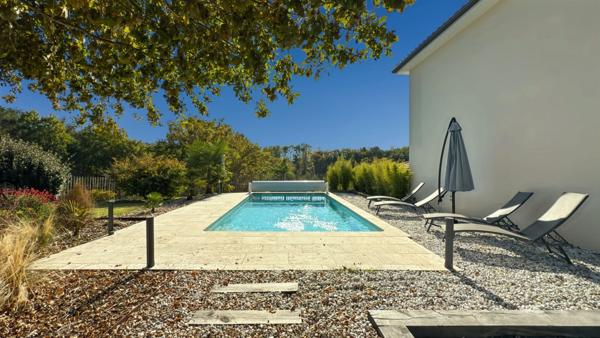 Maison à vendre 6 pièces, hangar-atelier, maison amis 3 chambres, proche de BERGERAC (24)