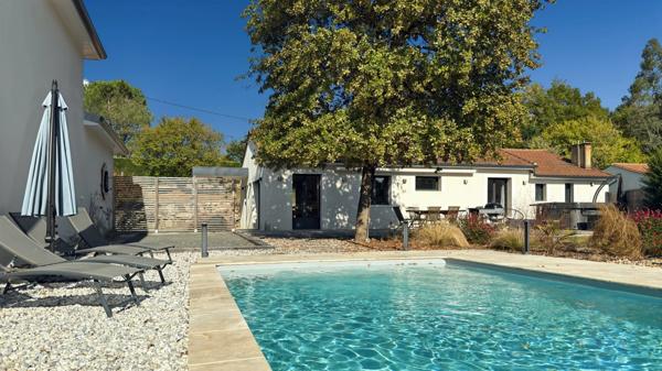 Maison à vendre 6 pièces, hangar-atelier, maison amis 3 chambres, proche de BERGERAC (24)