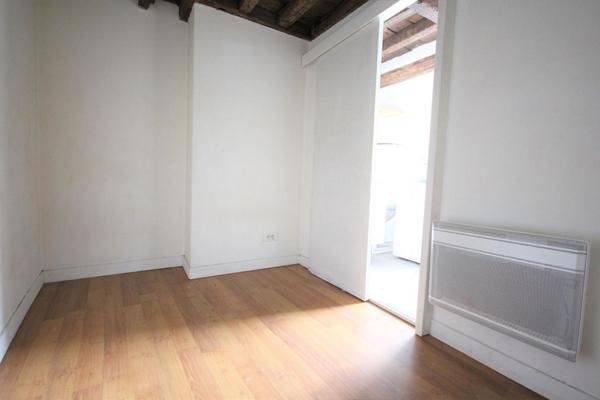 A LOUER : T1 à LILLE • Place Rihour • 660 € CC • Réf. 461-004