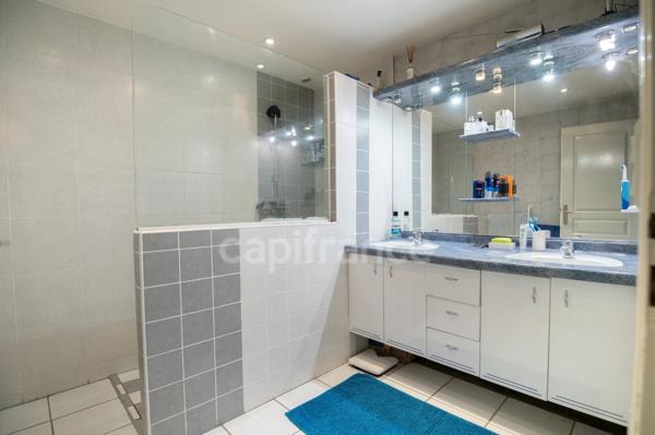 Maison à vendre 9 pièces PEZILLA LA RIVIERE (66)