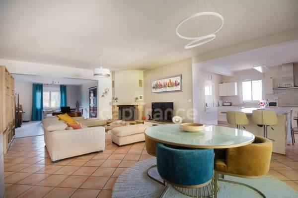 Maison à vendre 9 pièces PEZILLA LA RIVIERE (66)