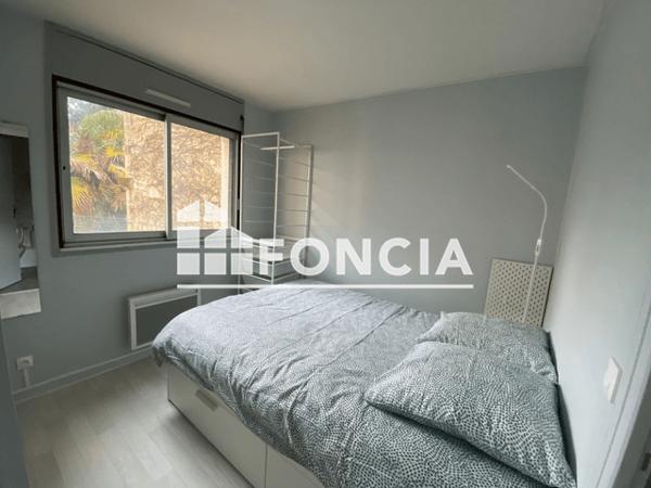 Location Studio meublé 30.17 m² - 44 BOULEVARD SCALIGER Agen 47000