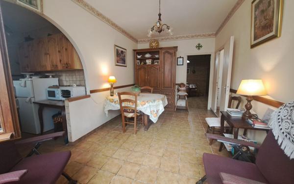 Maison à vendre    6 pièces •  Coursan