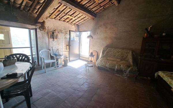 Maison à vendre    6 pièces •  Coursan