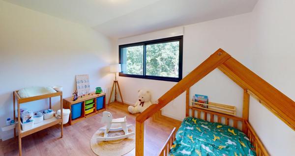 Maison 4 chambres, avec vie de plain-pied sur terrain de  3 622 m².