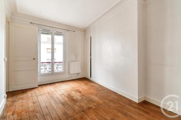 Appartement à vendre  2 pièces - 33,02 m2 PARIS - 75018