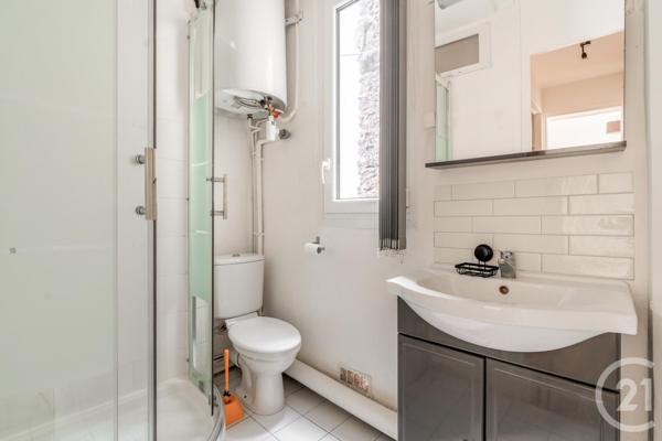 Appartement à vendre  2 pièces - 33,02 m2 PARIS - 75018