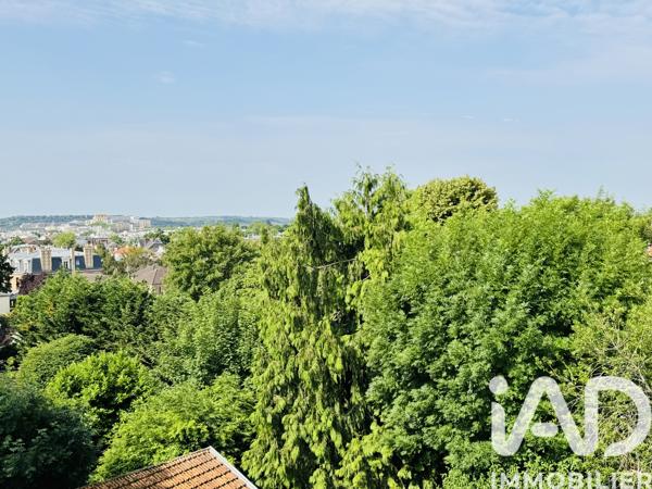Appartement à vendre 4 pièces 97 m² Le Chesnay-Rocquencourt