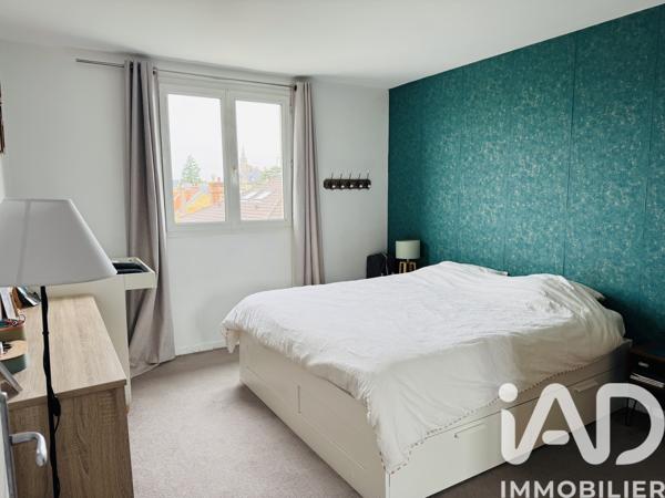 Appartement à vendre 4 pièces 97 m² Le Chesnay-Rocquencourt