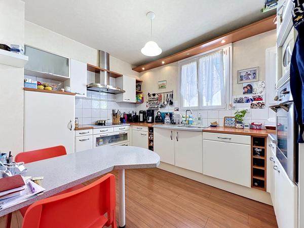 Maison 6 piéces, 150 m²