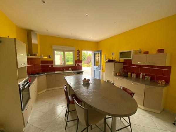 Maison  5 pièce(s) 162 m2