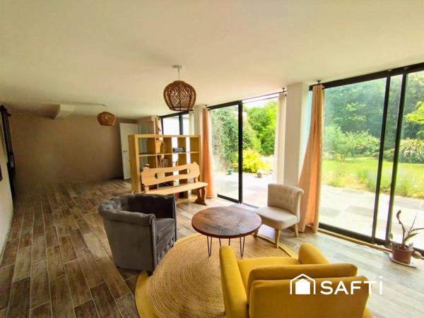 Moderne, éco-performante, terrain 3000 m² arboré