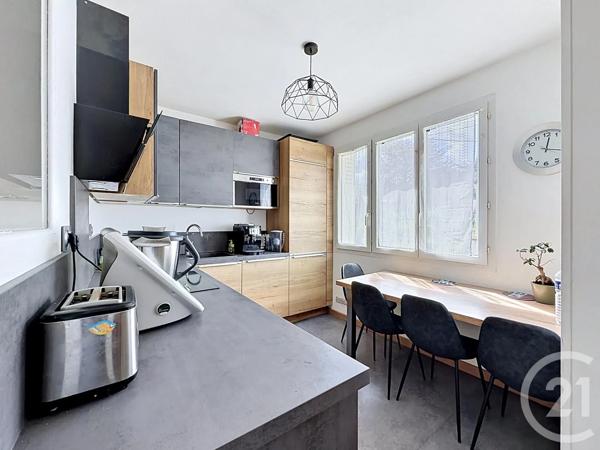 Maison à vendre  6 pièces - 86 m 2   CHARTRES  - 28