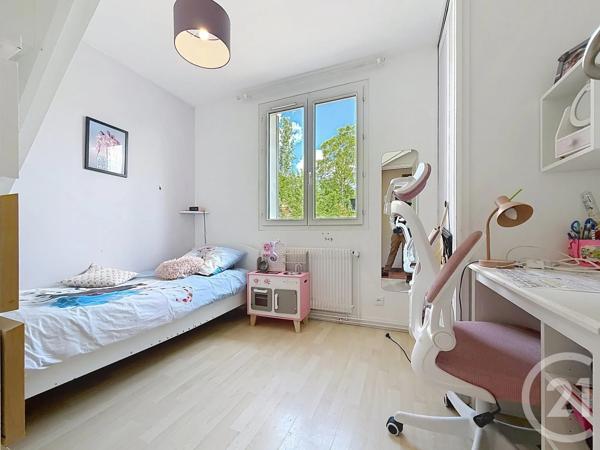 Maison à vendre  6 pièces - 86 m 2   CHARTRES  - 28